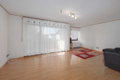Ihr neues Zuhause in Maulbronn-Zaisersweiher - Charmante 3,5 Zi Hochparterre Wohnung mit Süd-Balkon!