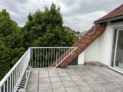 Lichtdurchflutete 2-Zimmer Eigentumswohnung mit Dachterrasse und Fernblick, 72,45 m², provisionsfrei