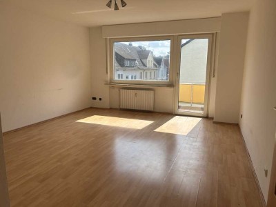 1-Zimmer-Wohnung mit Balkon im Herzen von DO-Wellinghofen