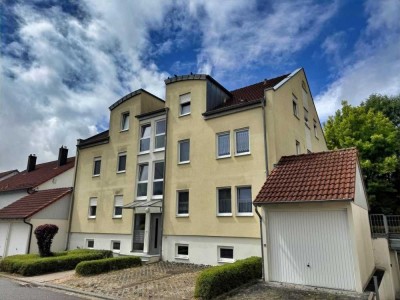 Schöne Dachgeschosswohnung ...