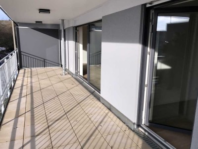 Stilvolle, neuwertige 3-Zimmer-Wohnung mit Balkon und Einbauküche in Sindelfingen
