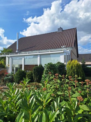 Günstiges 8-Zimmer-Einfamilienhaus in Neustadt am Rübenberge Kernstadt