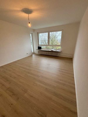 Helle schöne 3 Zimmerwohnung zum 01.02.2025 frei!