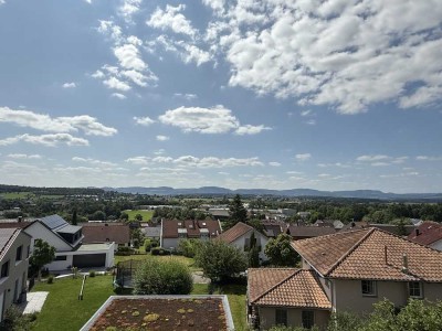Ausblick Pur! Maisonette-Wohnung über den Dächern im Schurwaldgebiet!