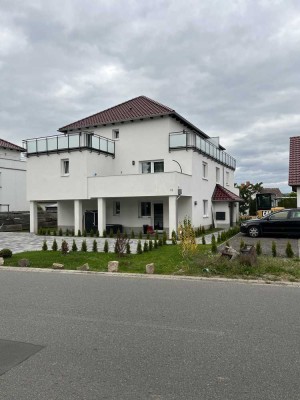 Geschmackvolle 3-Zimmer-Erdgeschosswohnung mit gehobener Innenausstattung mit Balkon in Bovenden