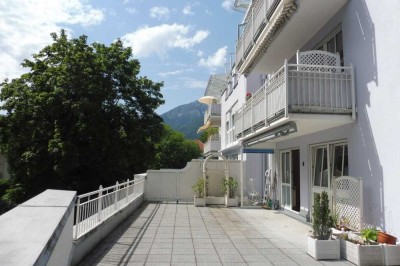 Wohntraum! Exklusive 2-Zimmerwohnung mit großer Dachterrasse am Ortenaupark