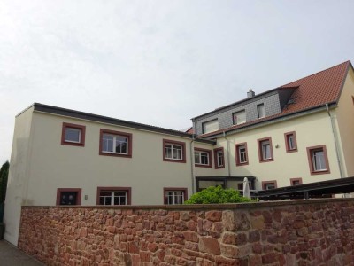 Toplage im Zentrum von Schwetzingen - moderne 4 Zimmer Wohnung im kernsanierten Altbau