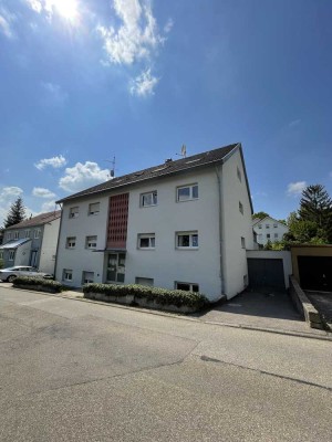 ++ Erstbezug nach Sanierung ++ Leonberg-Höfingen ++ 4-Zimmer-Wohnung ++ Einbauküche ++