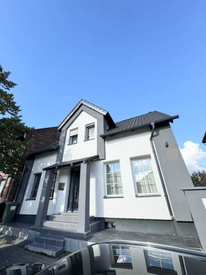 Traumhaftes Einfamilienhaus auf 2 Etagen und großer Terrasse