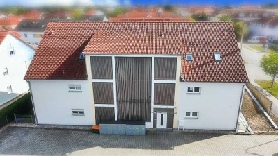 Exklusives Dachgeschoss mit großer Terrasse und 2 x Stellplatz in der TG