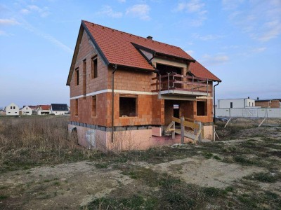 7081 Nähe Eisenstadt - Rohbau mit unverbaubarem Blick nach Süden und Westen - Eckgrundstück!