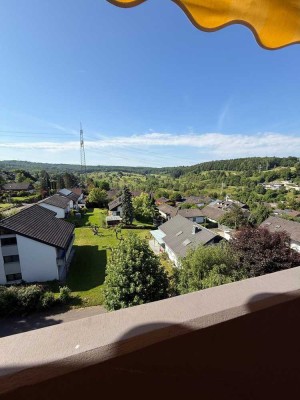 Solide Wohnung mit tollem Blick!