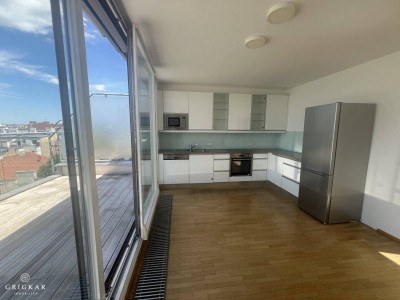 Dachgeschoss Maisonette mit ca. 15 m2 Terrasse unbefristet zu vermieten