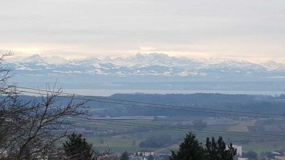 3 Zi. Penthouse Wohnung mit traumhaftem See-/Bergblick in Markdorf