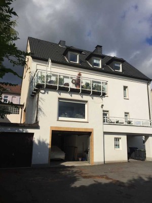 4 Zimmer Wohnung mit Einbauküche, Balkon und traumhaften Fernblick in Wetter (Ruhr)