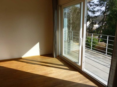 Wunderschöne, helle, ruhige Wohnung mit großem Südbalkon im Kölner Süden