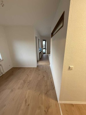 Vollständig renovierte 4-ZKB-Wohnung mit Balkon in Lahnstein