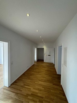 5 Zimmer Wohnung in der List