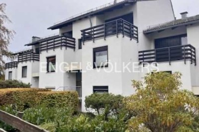 MODERNISIERTE 2-ZIMMER-WOHNUNG MIT GROßZÜGIGEM BALKON