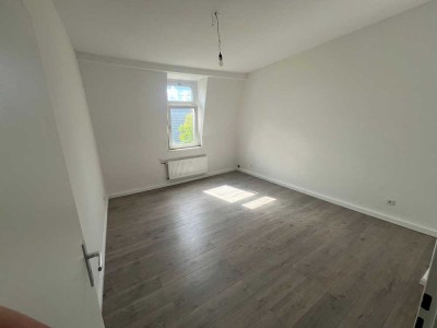 WG- geeignete 3-Zimmerwohnung, Köln-Gremberg mit Gartennutzung