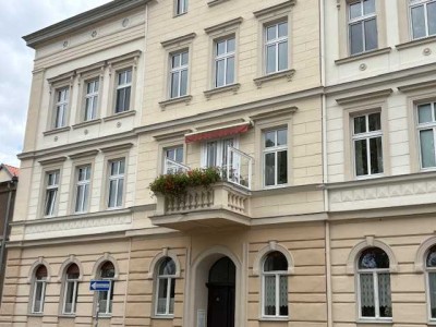 Außergewöhnliche, sanierte 4-Raum-Altbauwohnung am Stadpark