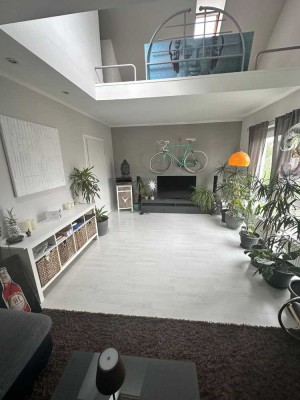 Lichtdurchflutete 2-Zimmer-Wohnung mit besonderem Charme in Freigericht-Bernbach