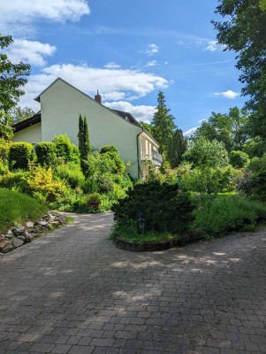 Gepflegtes Appartment in Wiesbaden mit Gartenbenutzung direkt am Waldrand