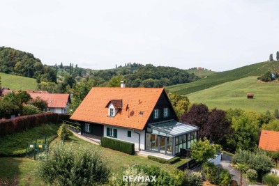 Einfamilienhaus mit Wintergarten, Sauna, Weinkeller &amp; Weitblick in Ratsch an der Weinstraße