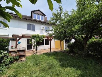 Geräumiges Reihenmittelhaus im Neufahrner Süden