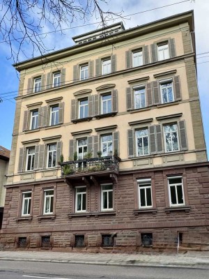 * Prov-Frei * Exkl. Denkmalcharme, hohe Decken, große Terrasse, Citynähe