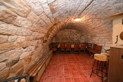 Charmantes Haus mit Altbau-Flair – großzügig wohnen im Herzen von Deidesheim