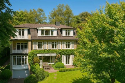 Ehemalige Villa des Postpräsidenten in den Elbvororten/Hochkamp
