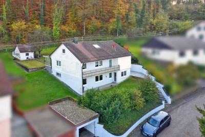 Idyllisches Einfamilienhaus mit Einliegerwohnung in traumhafter Lage