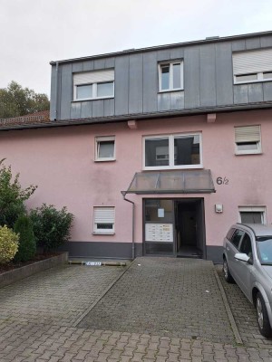 1 Zimmer Wohnung mit Terrasse Herrenberg S-Bahn Nähe