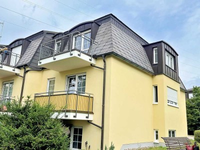 Helle 2-Zimmer-Wohnung mit Balkon im grünen Radebeul