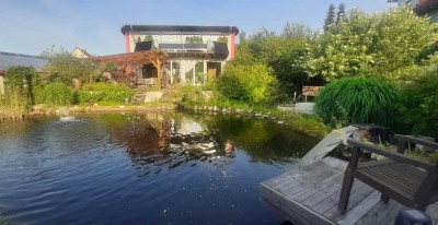 Provisionsfrei – Nachhaltig wohnen – Ihr Plus-Energiehaus mit Schwimmteich und Ruheoase