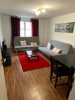 Stilvolle 3-Raum-Wohnung mit Einbauküche in Nürnberg