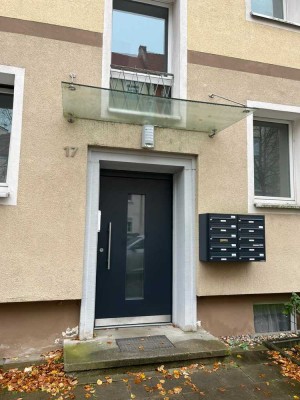 1-Zimmer Apartment mit ausgebautem Raum in DG und großen Lagerraum in Toplage