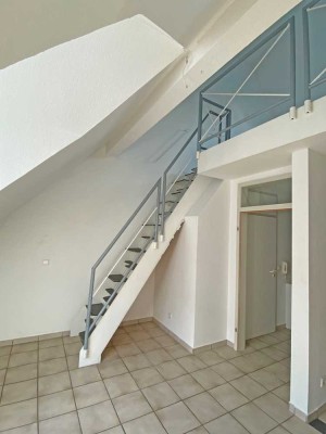POCHERT IMMOBILIEN - Single-Wohnung !  Hübsche Maisonette in der Altstadt