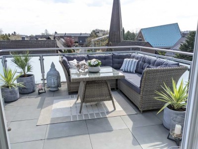 Stilvolle Maisonette über 2 Etagen mit EBK, Dachterrasse und Balkon/Aufzug,