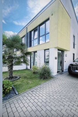Attraktives und gepflegtes 5-Raum-Reihenendhaus in Köln Widdersdorf