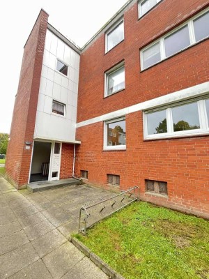 Neues Bad, neuer Bodenbelag, Erdgeschoss, Balkon!