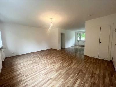 Toll geschnittene 4-Zimmer-Wohnung am Roten Hügel