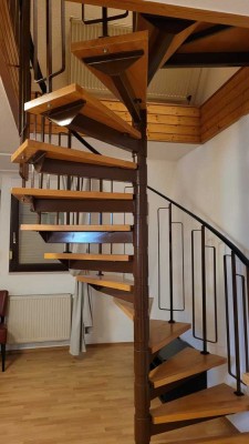 2-Zimmer-DG-Wohnung, Maisonette in Edenkoben