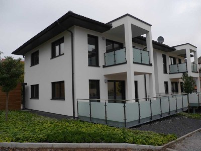 Neue 2,5 Zimmer Whg mit gehobener Innenausstattung, EBK