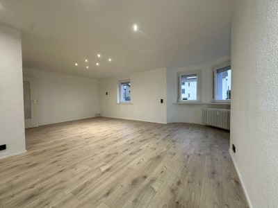 Sanierte 3,5 Zimmer Altbau-Wohnung, super Zentral in Schwenningen