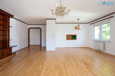 IHRE GERÄUMIGE und HELLE 4 ZIMMERWOHNUNG AUF DER HOHEN WARTE wartet bereits auf SIe - Sanierung notwendig