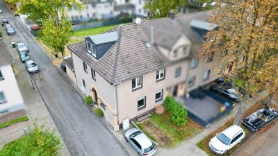 Familienglück auf 200m² - charmantes Reihenendhaus mit Garten in Bismarck ZOO-Siedlung