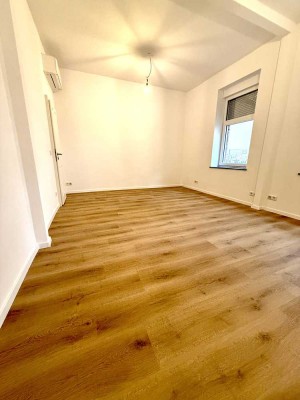 Frisch renovierte EG-Wohnung zentral und ruhig gelegen!