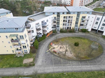 Wohntraum in Potsdam: Helle 2 ZI. Wohnung mit Südbalkon & Bodentiefe Fenster